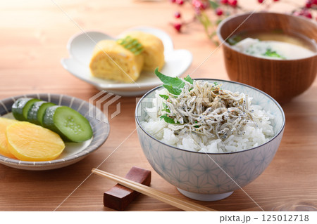 上乾 ちりめんじゃこご飯 （ ちりめん丼 ） 125012718