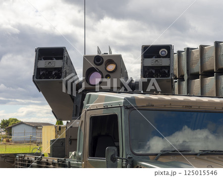 陸上自衛隊の93式近距離地対空誘導弾 125015546