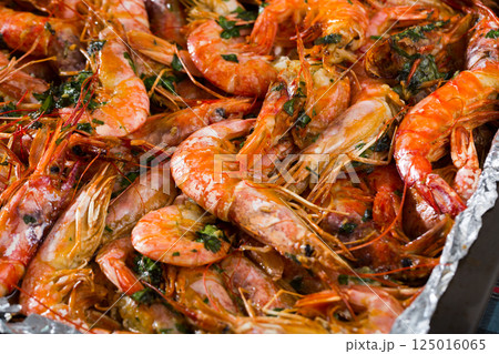 Baked shrimps with herbs Baked shrimps with herbs 125016065