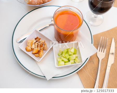 Popular dish of Spanish cuisine Gazpacho 125017333