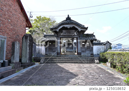 長崎興福寺の中島聖堂遺構大学門 長崎興福寺の中島聖堂遺構大学門 125018632