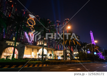 コタイ地区・カジノリゾートのイルミネーション／マカオ 125026172