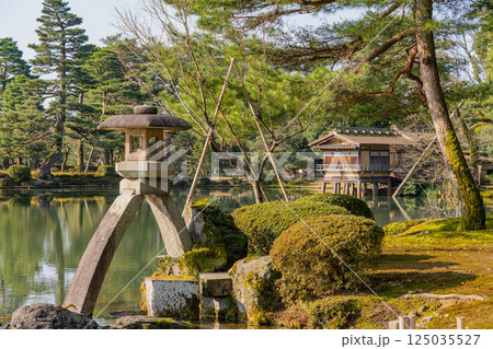 （石川県）春の兼六園 125035527