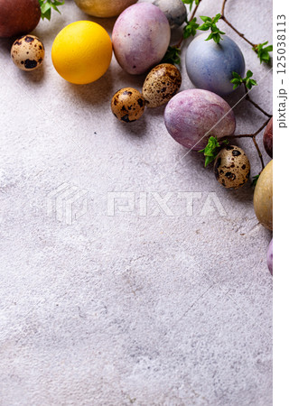 Easter eggs paint with natural dye 125038113