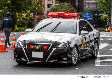 警視庁パトカー クラウン 警視庁パトカー クラウン 125039492