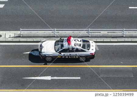警視庁パトカー クラウン 警視庁パトカー クラウン 125039499