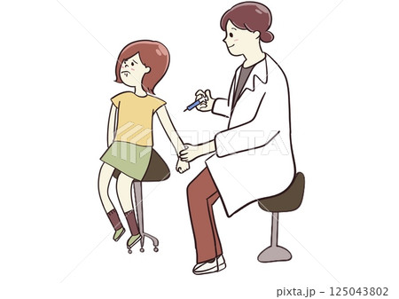 予防接種を受ける女の子 125043802