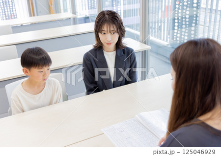 三者面談　小学生 125046929