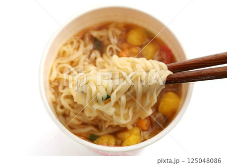 カップラーメン 125048086