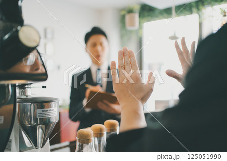 coffee shop coffee shop 125051990