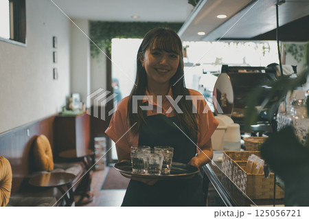 coffee shop 125056721