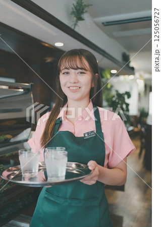 coffee shop 125056727