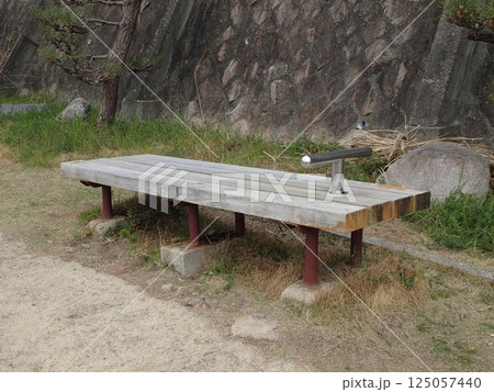 日本の公園の健康器具 腹筋ベンチ 日本の公園の健康器具 腹筋ベンチ 125057440