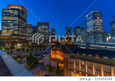【都市風景】東京駅周辺の夜景【東京都】 125058588