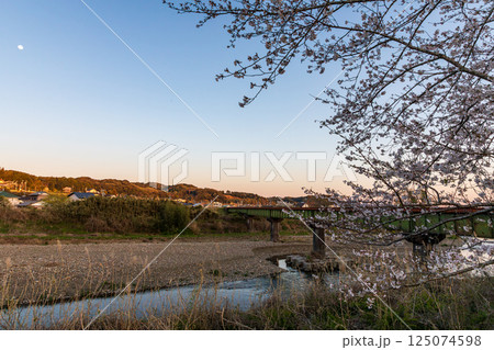 静岡県掛川市幡鎌 天竜浜名湖鉄道と沿線の風景 静岡県掛川市幡鎌 天竜浜名湖鉄道と沿線の風景 125074598
