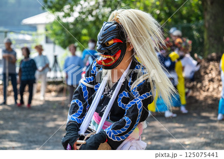 肥前佐賀の伝統芸能　面浮立 125075441