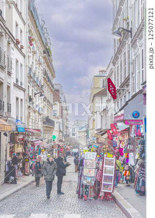 パリの街角 モンマルトル パリの街角 モンマルトル 125077121