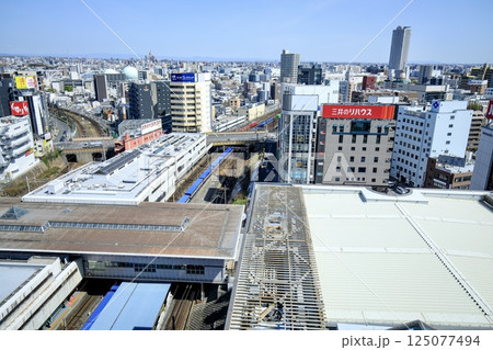 名古屋市、金山南ビルから眺める金山総合駅と周辺の街並み 125077494
