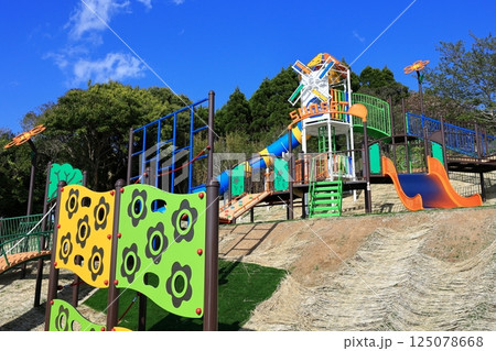 サンセットの丘（鹿児島県出水郡長島町）　大型遊具 125078668