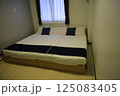 ホテルのベッドルーム 125083405