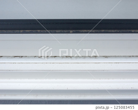 窓サッシのほこり 窓サッシのほこり 125083455