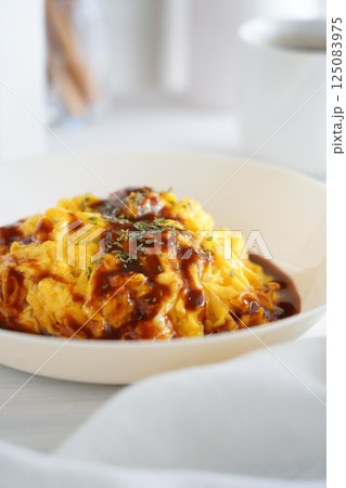 オムライス 125083975
