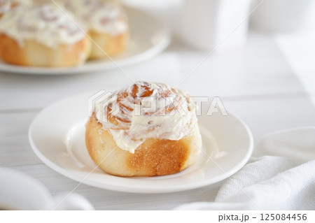 シナモンロール 125084456