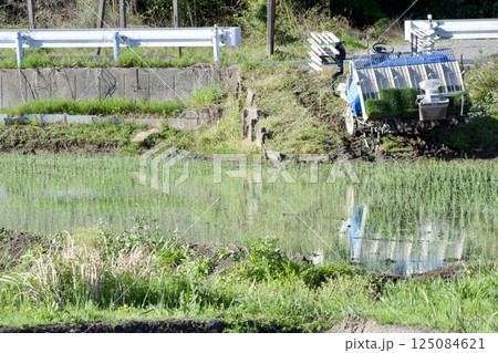 農作業 4月 125084621