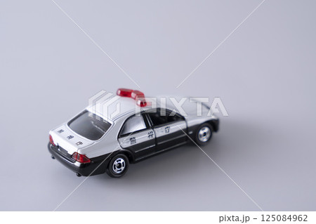 パトカーのおもちゃ パトカーのおもちゃ 125084962