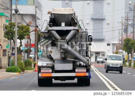 アジテータトラック（コンクリートミキサー車） イメージ 125085104