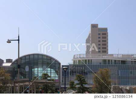 高松駅前風景／高松オルネ、高松駅、徳島文理大学高松駅キャンパス 125086134