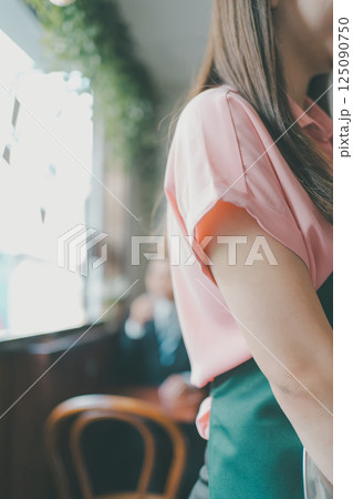 coffee shop 125090750