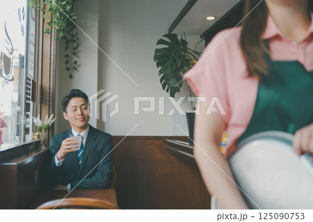 coffee shop coffee shop 125090753