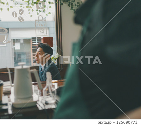 coffee shop 125090773