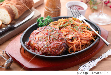 ハンバーグスパゲッティ 125090907