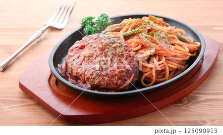 ハンバーグスパゲッティ 125090913