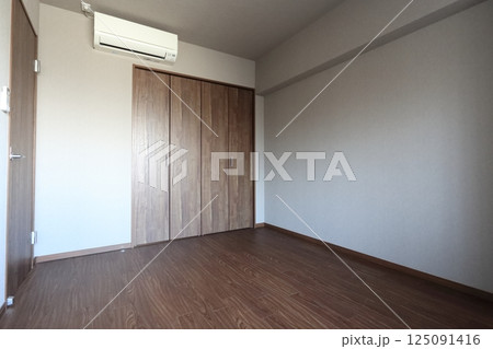 マンション洋室のクローゼット 125091416