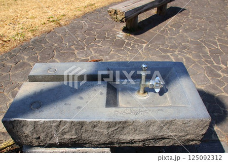 【青森県青森市】野木和公園の水飲み場 125092312