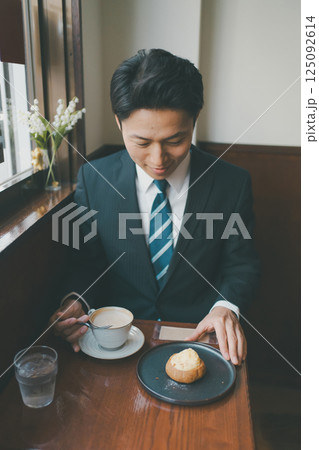 coffee shop coffee shop 125092614