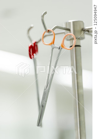 医療器具の鉗孑 125094947
