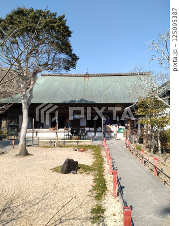 野間大坊　本殿　鐘楼堂　巡拝路　大門　悠紀殿 125095387