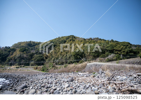 築城石が残る本林石丁場全景 125098525