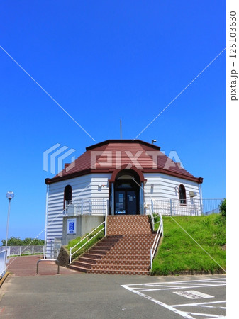 風の見える丘公園(唐津市呼子町・縦構図) 風の見える丘公園(唐津市呼子町・縦構図) 125103630