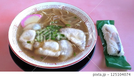 和歌山ラーメン　中華そば　早ずし　車庫前系 125104074