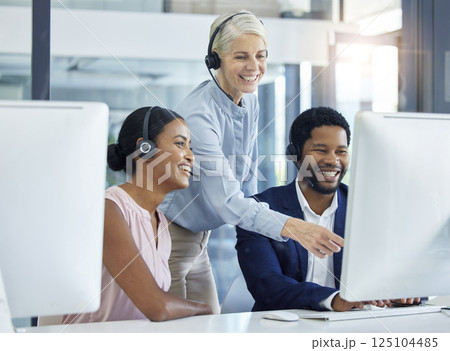 Call center, customer support and manager helping consultants with online consultation in office. Crm, contact us and senior leader consulting telemarketing agents about a ecommerce sale in workplace 125104485