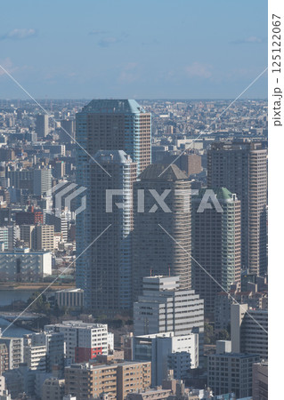高層ビルから見る都心の風景 125122067