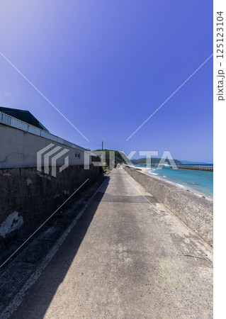 奄美大島 佐仁集落 奄美大島 佐仁集落 125123104