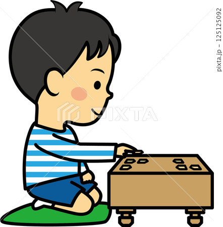 将棋を指す男児 将棋を指す男児 125125092