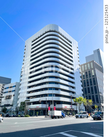 東京港区青山一丁目　解体前のホンダビル 125125433