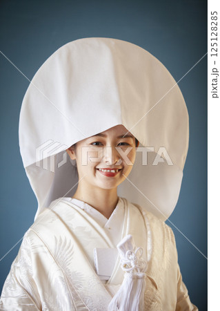 白無垢姿の花嫁 125128285